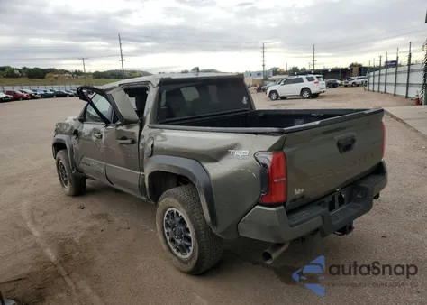 2025 Toyota Tacoma Double Cab z USA, uszkodzony, nr VIN 3TMLB5JN1SM100381